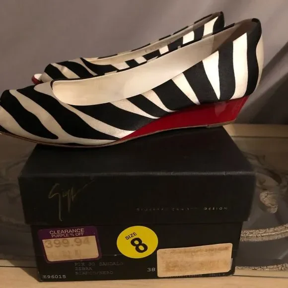 Zebra striped ladies mule - Picture 1 of 8